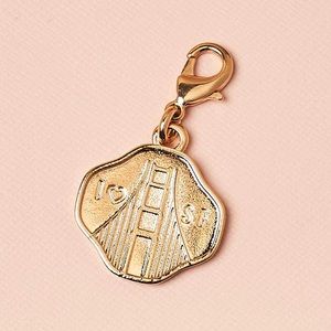 🆕 Senreve 24k Gold Plating San Francisco Golden Gate Bridge Gold Pendant